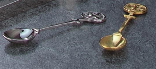 Spoon for incense, brass polished 